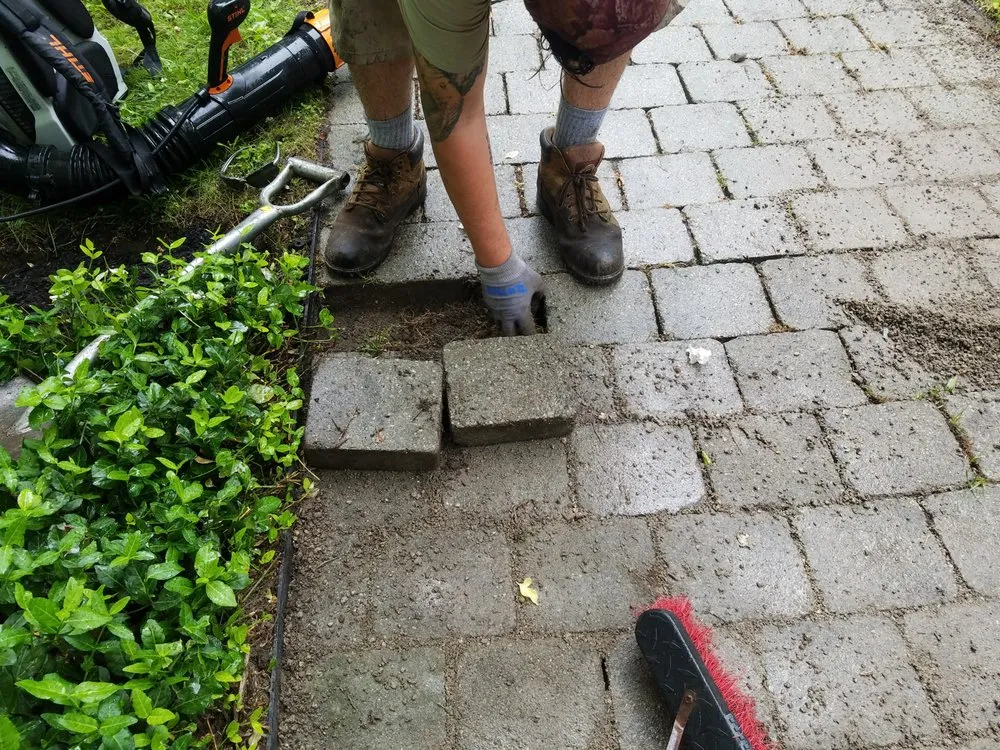 Reliable garden landscaping experts serving Newbury, OH - Perna Landscaping