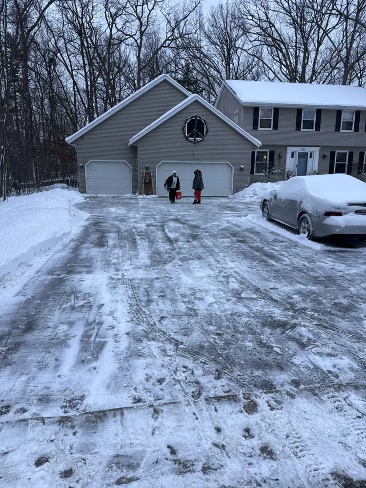 Affordable lawn care service in Bellevue, WI - Perr Oasis Lawn & Snow Services