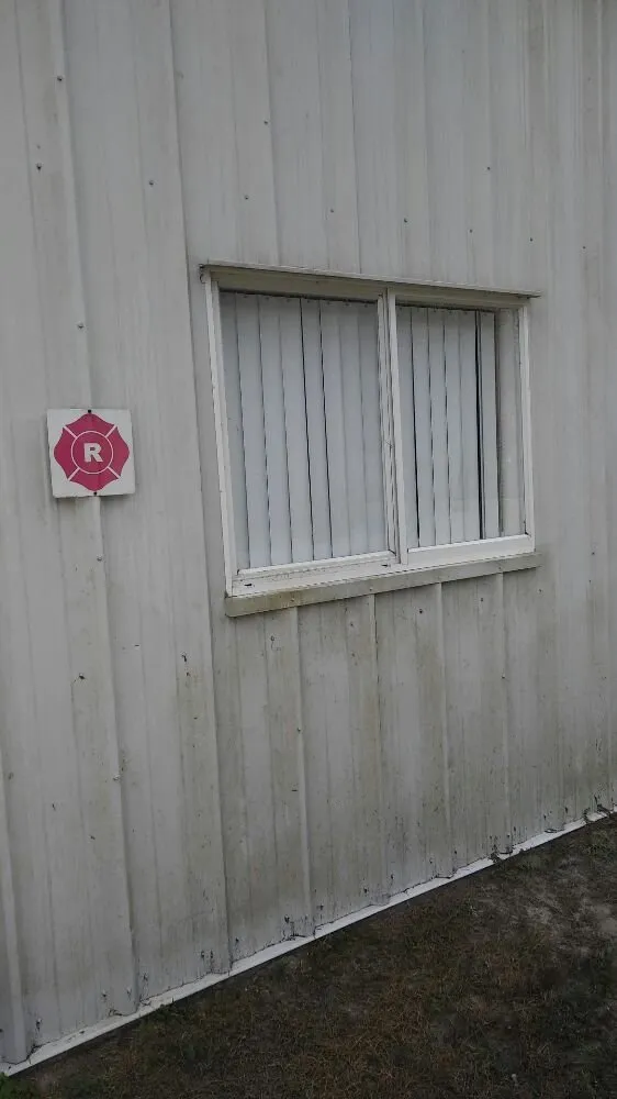 Custom outdoor landscaping in Ruskin, FL by Perry's Everything