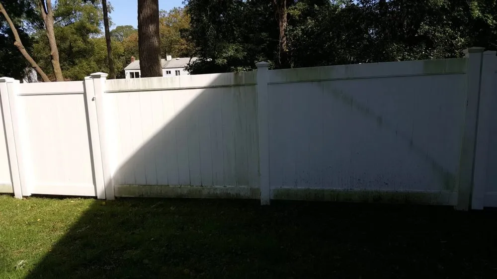 Local yard cleanup service experts serving Bohemia, NY - Perrys Home Services