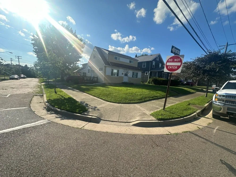 Professional landscaping services in Akron, OH by Perry’s Landscaping