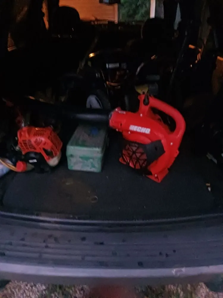 Professional yard cleanup service in McGregor, TX by Perrys lawn service