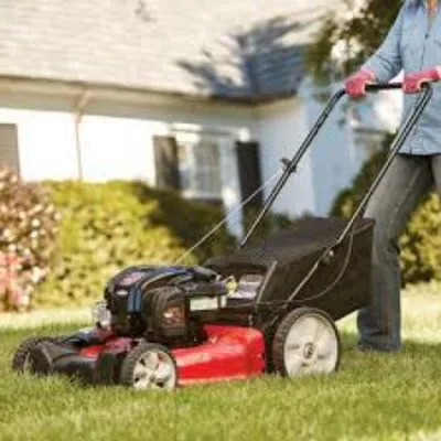 Perry's Lawncare Logo