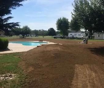 Local lawn care service experts serving Perrysburg, OH - Perrysburg Landscape