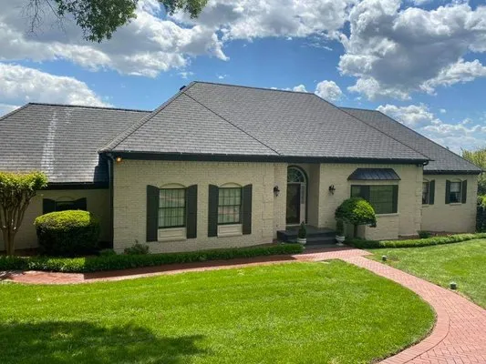 Persevere Complete Lawn Care Logo