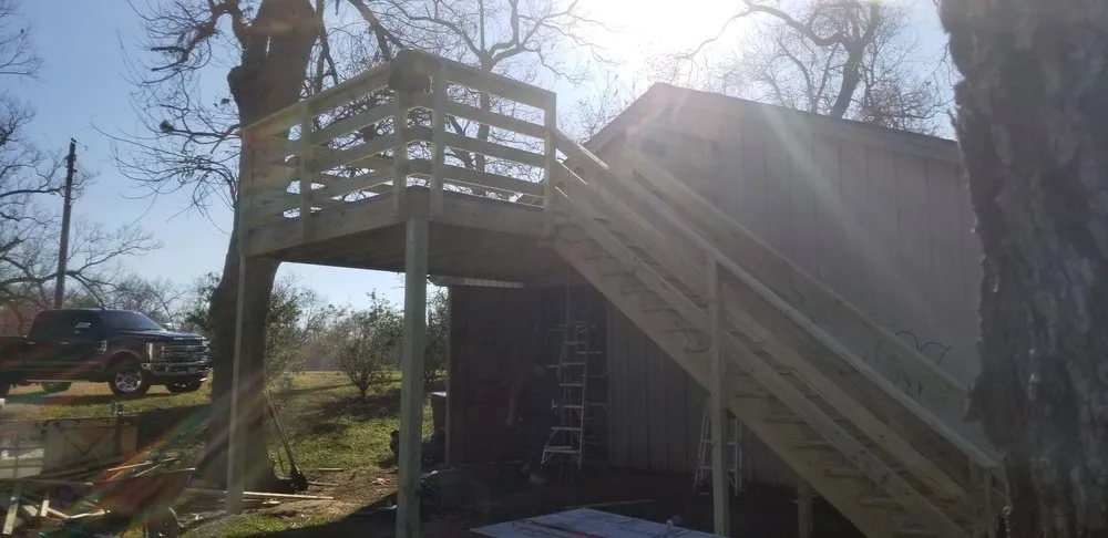 Top-rated yard cleanup service in Katy, TX by Personal Touch Landscape