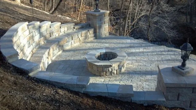 Custom lawn mowing service with custom design in Smithville, MO by Personal Touch Landscaping