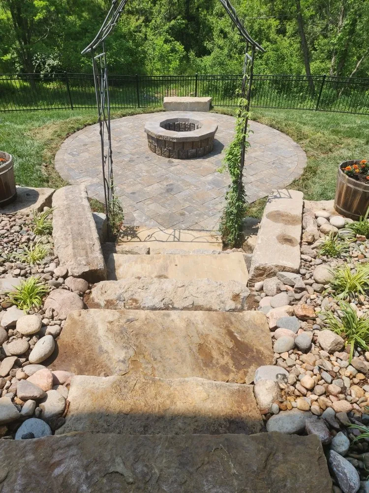 Custom garden landscaping in Smithville, MO by Personal Touch Landscaping