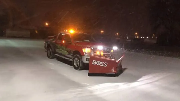 Expert residential landscaping experts serving Bowling Green, KY - Personal Touch Lawn & Pond Pro