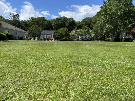 Personal Touch Lawn Service & Maintenance