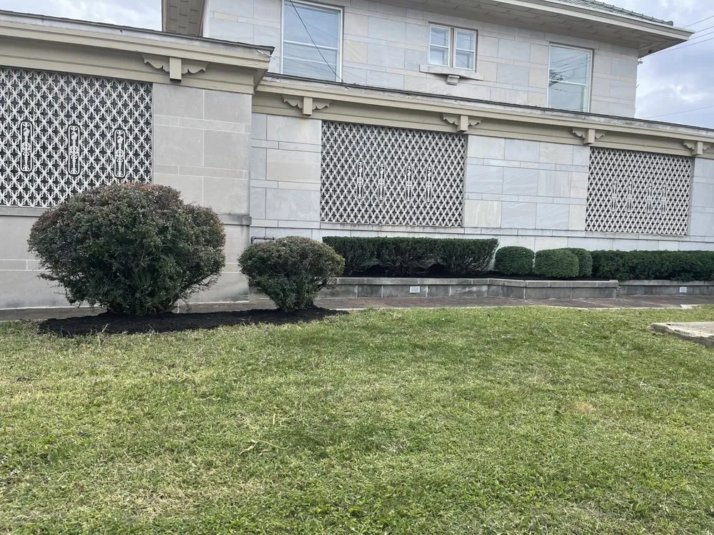 Reliable lawn mowing service experts serving Owensboro, KY - Personal Touch Property Maintenance