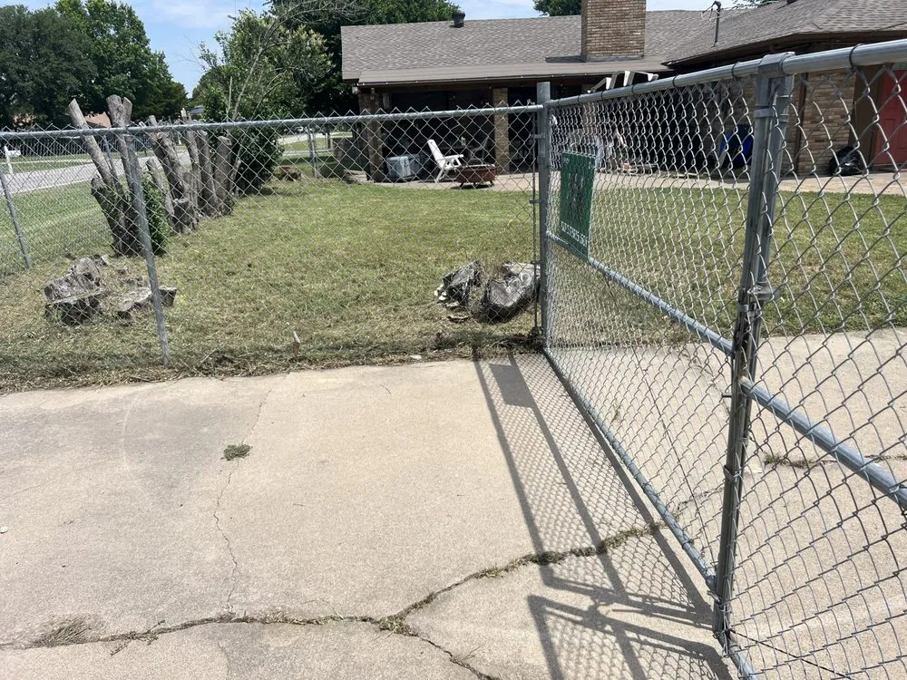 Professional lawn care service experts serving Grand Prairie, TX - Pesina Landscaping