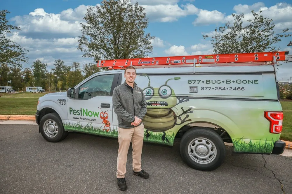 Top-rated yard cleanup service for year-round maintenance in Ijamsville, MD by Pestnow of Maryland