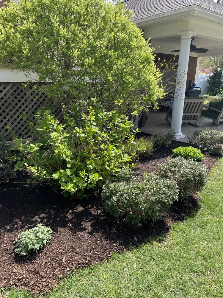 Custom lawn mowing service experts serving North Andover, MA - Peter Breen Bark Mulch