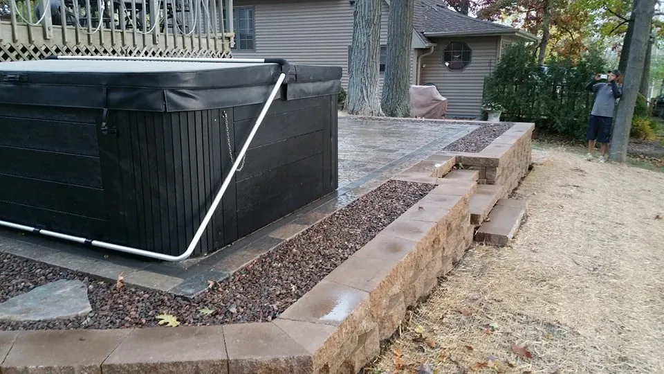 Top-rated outdoor landscaping in New Berlin, WI by Peterson Landscaping