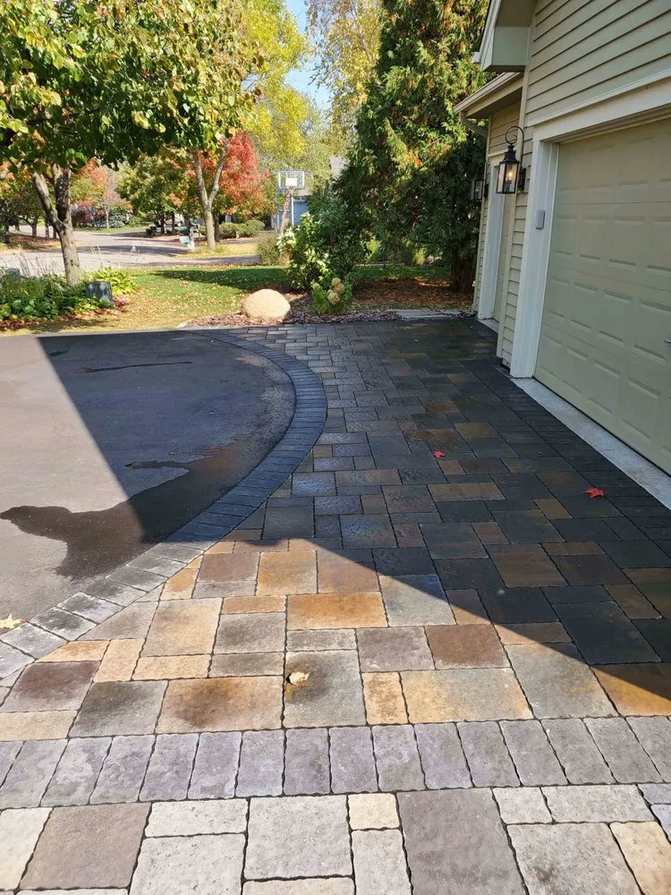 Affordable outdoor landscaping experts serving Wyoming, MN - Peterson's Patios