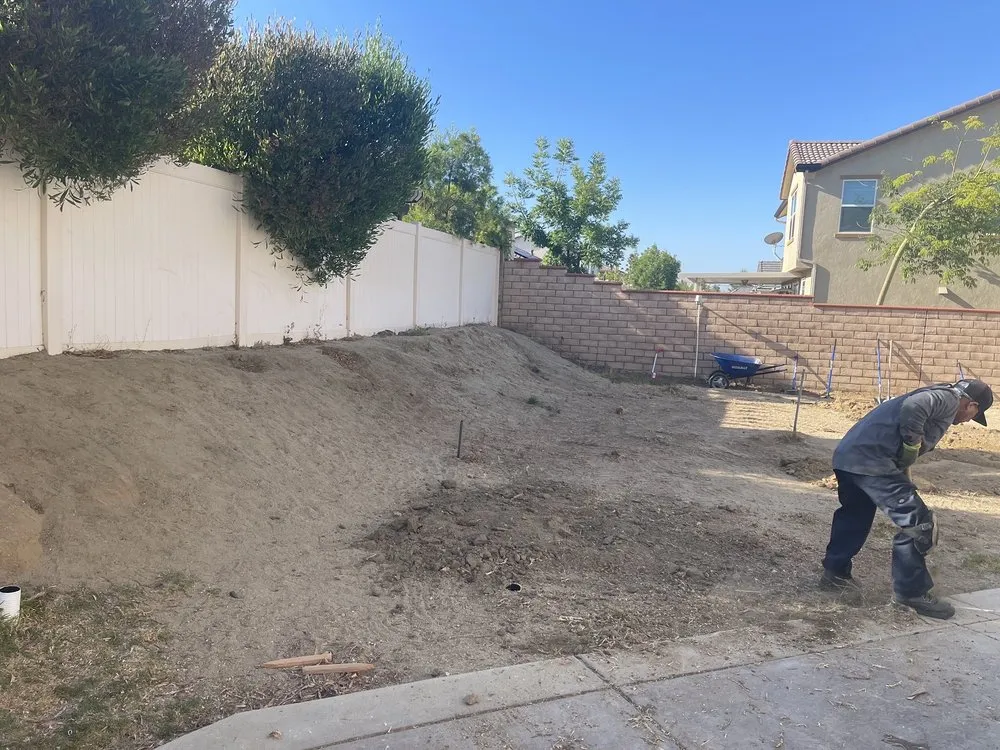 Expert lawn mowing service experts serving Temecula, CA - Petes Landscape Construction