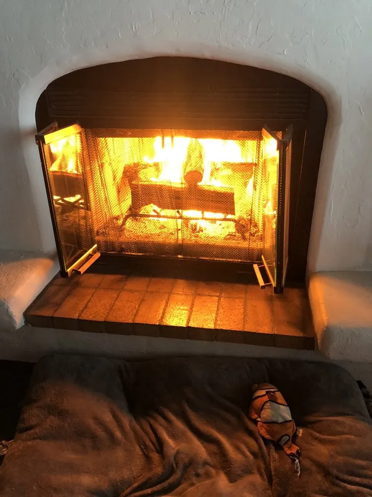 Reliable yard maintenance for beautiful yards in Albuquerque, NM by Pete's Landscaping & Materials