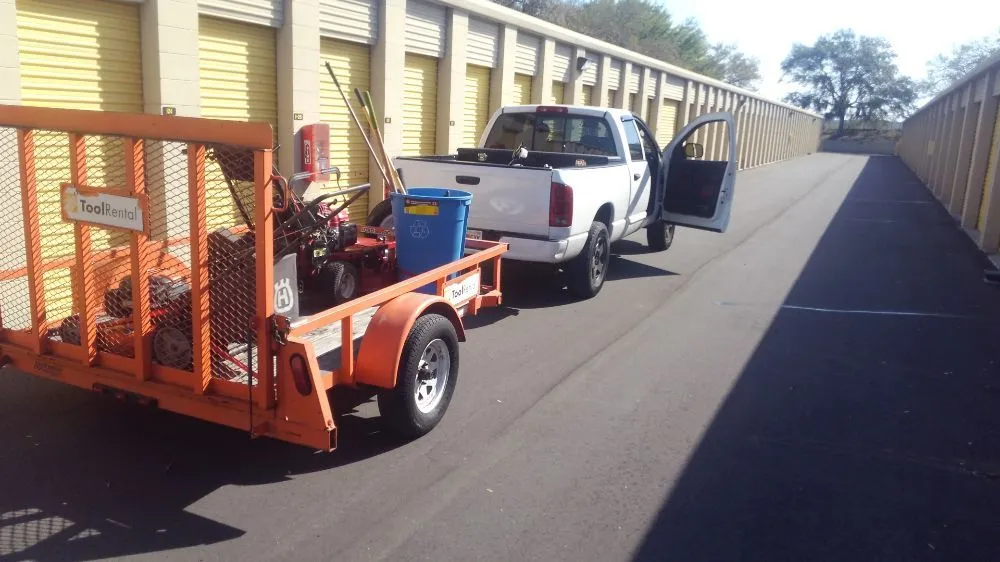 Expert yard maintenance in Temple Terr, FL by Pete's Landscaping