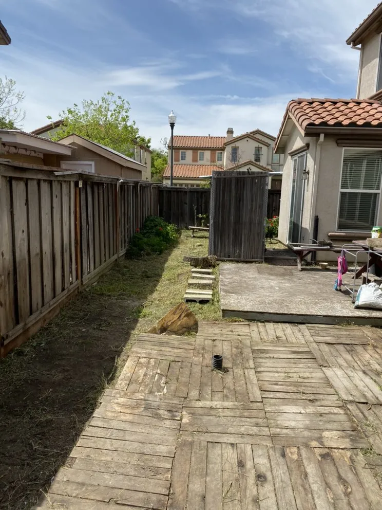 Custom yard cleanup service near you in Lodi, CA by Petey's Demo and Trash Disposal