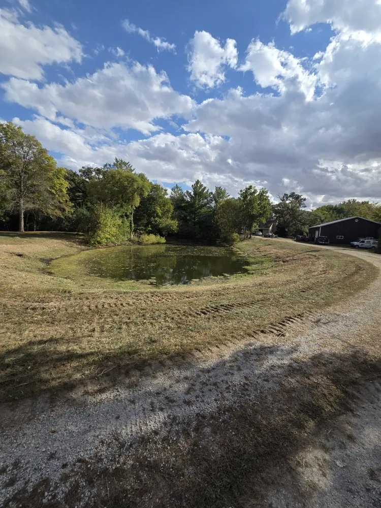 Affordable landscape installation experts serving Chenoa, IL - Petree Farms Demolition & Excavation