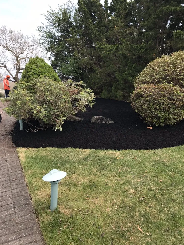 Expert landscape installation experts serving Absecon, NJ - Petrella Landscaping