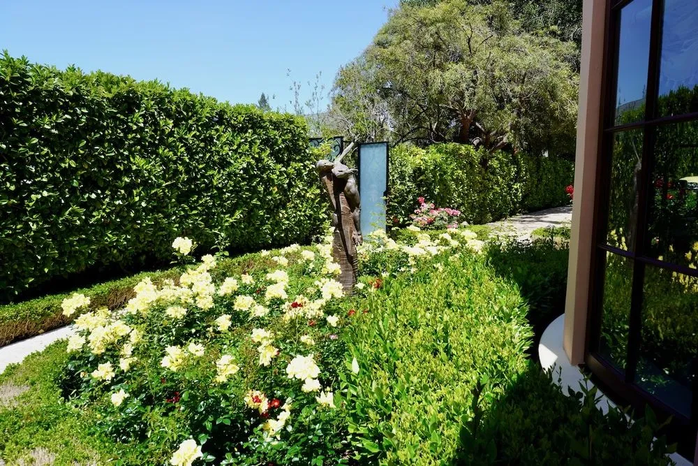 Top-rated landscape installation in Menlo Park, CA by Petrus Landscaping