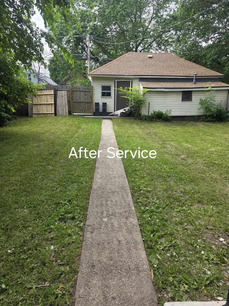Local lawn mowing service in Greenfield, WI - Pettibone Services