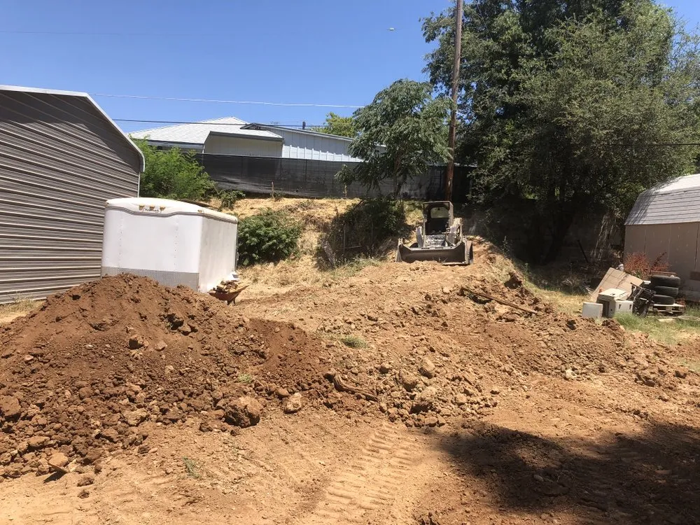 Local yard cleanup service in Elverta, CA - Peyton Land Management