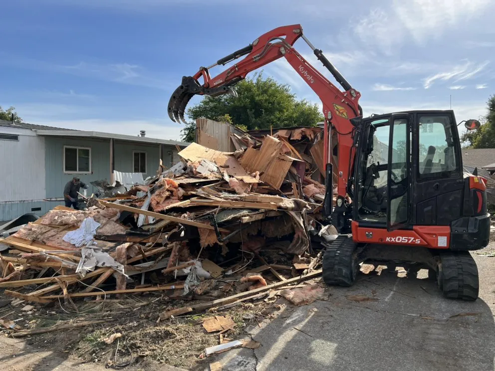 Top-rated yard cleanup service near you across Elverta, CA - Peyton Land Management