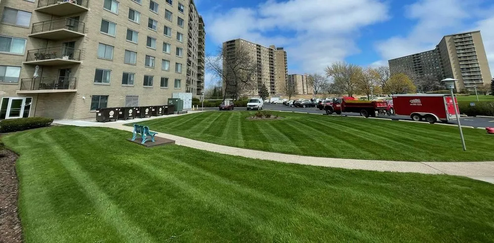 Custom outdoor landscaping in Warrenville, IL - Pezza Landscape