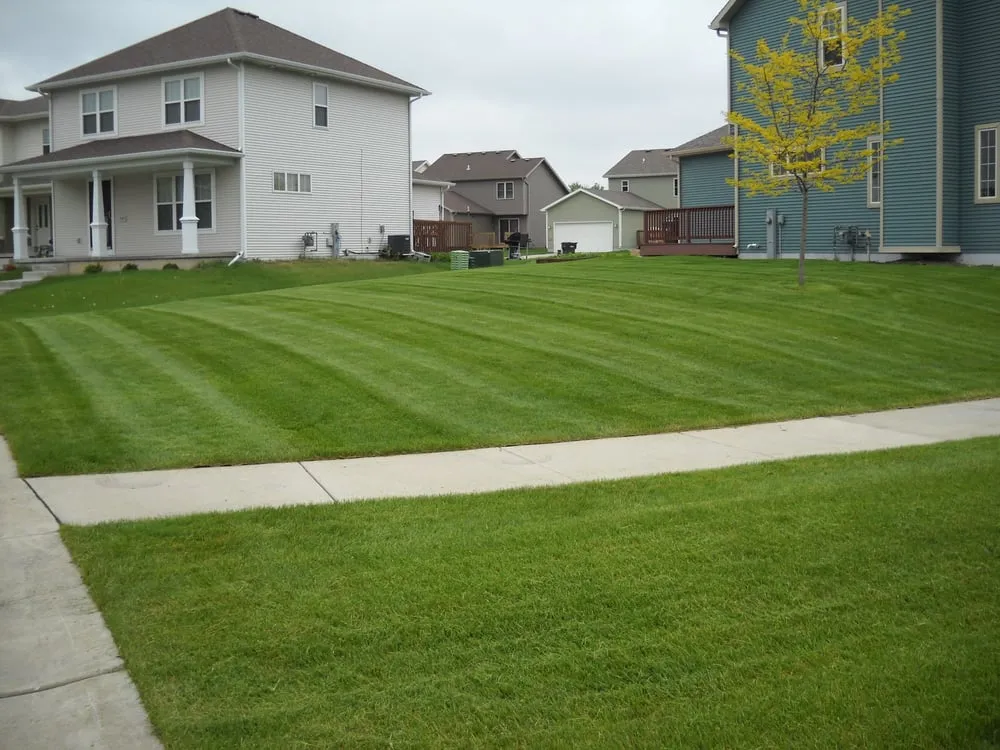 Custom lawn care service in Brooklyn, WI - PFD Property Maintenance