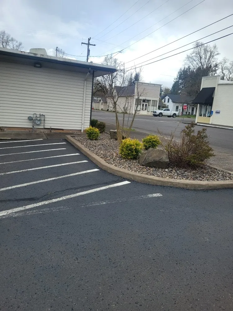 Reliable landscape installation in Lebanon, OR - Pfits Services