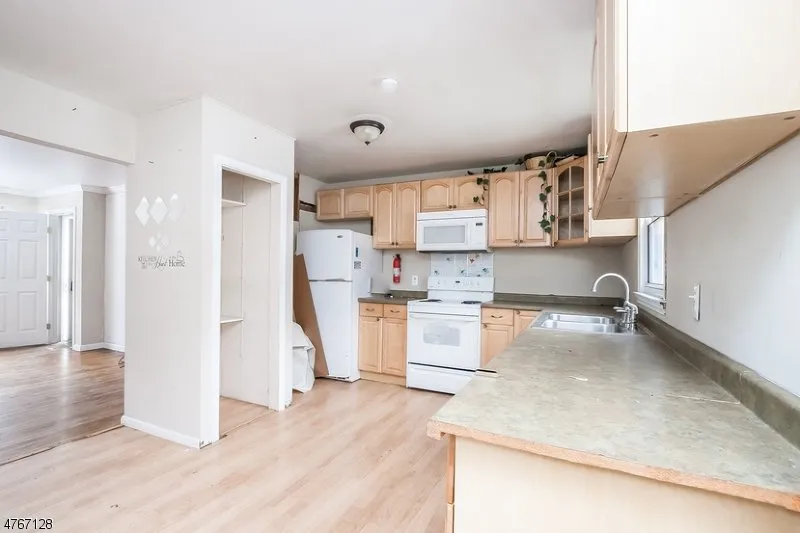 Reliable yard cleanup service for beautiful yards across Dover, NJ - PG Home Improvements & Landscape