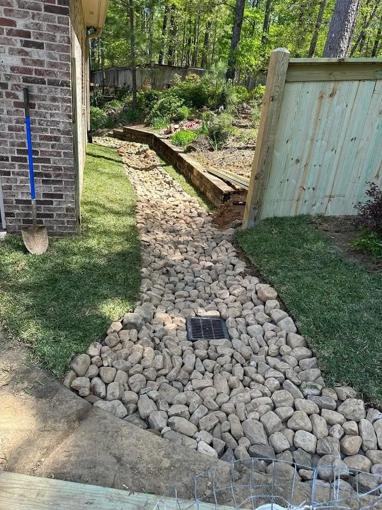 Professional lawn care service for homes across Jackson, MS - P&G Landscape and Designs