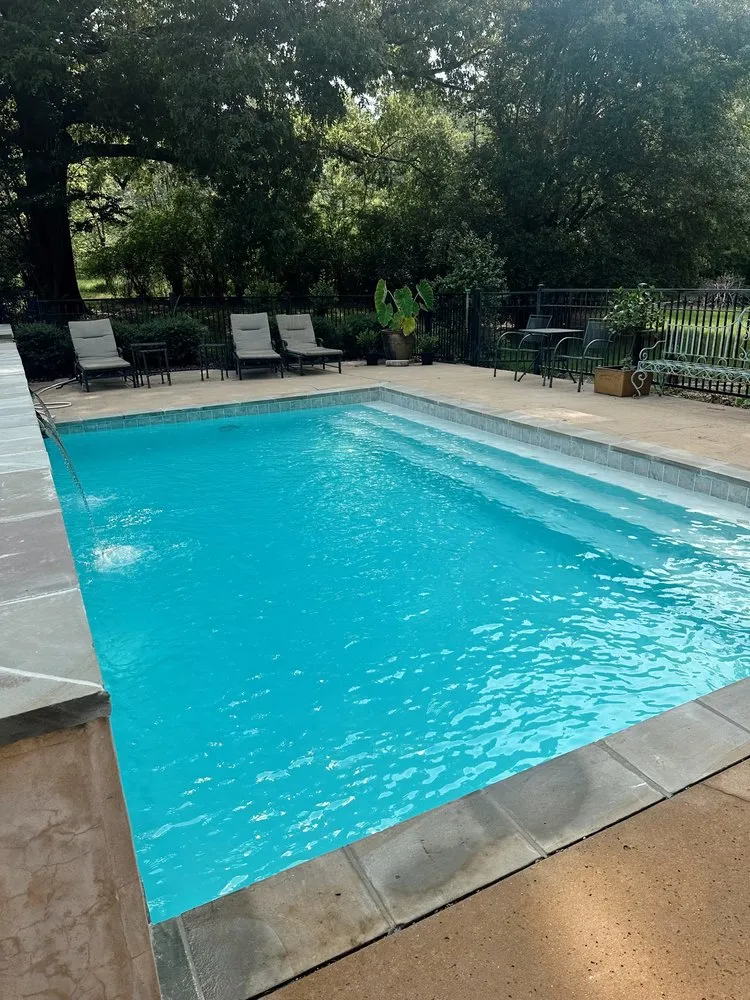 Expert yard cleanup service near you in Jackson, MS by P&G Landscape and Designs