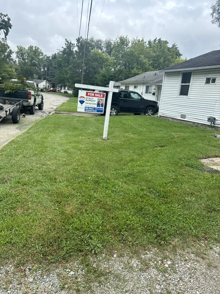 Trusted residential landscaping in Lincoln Park, MI - P&G Landscape and Snow Removal