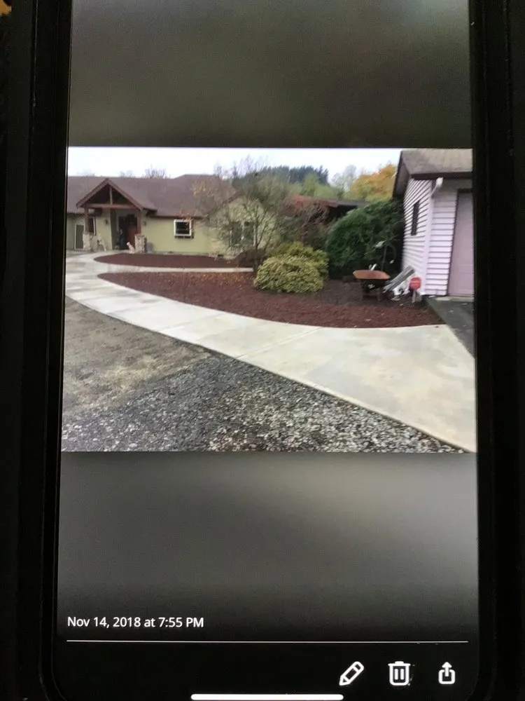 Local garden landscaping for homes in Kelso, WA by P&G Landscaping and Hardscaping