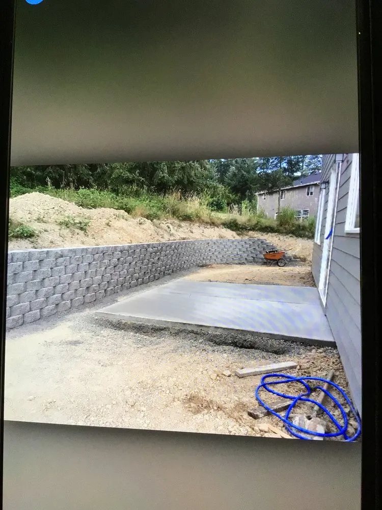 Custom landscape installation with custom design in Kelso, WA by P&G Landscaping and Hardscaping