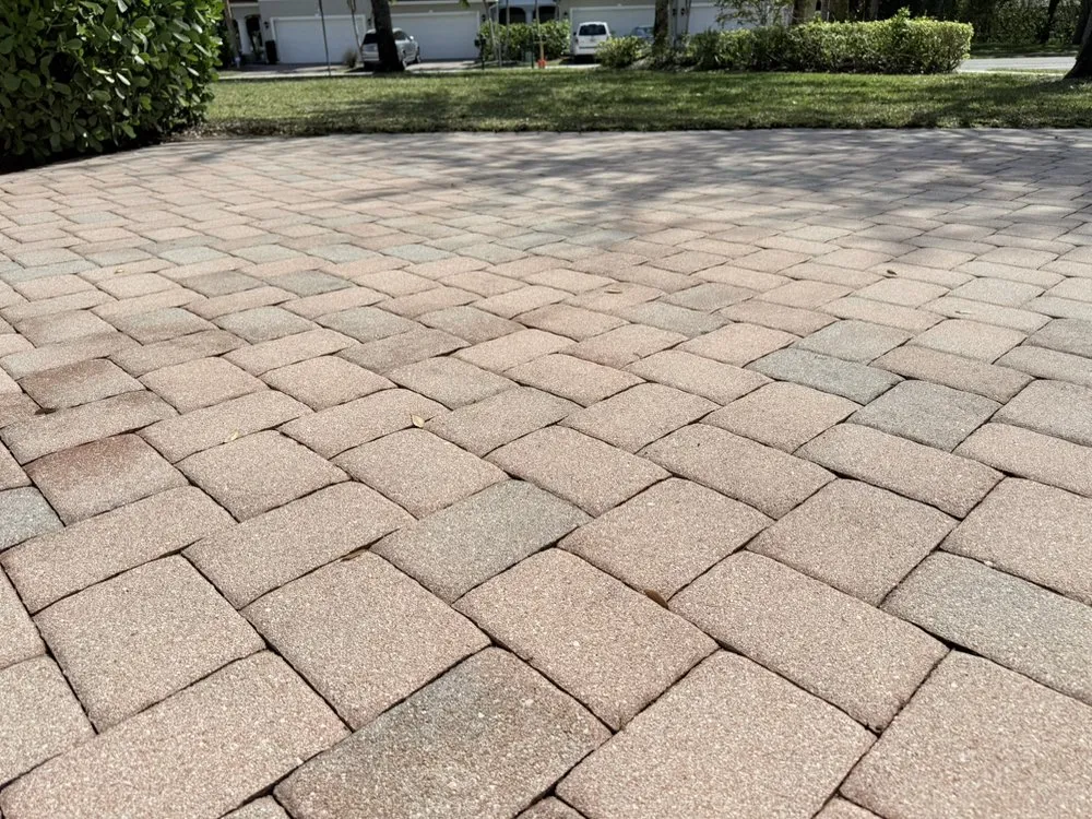 Affordable landscaping services in Naples, FL - P&G Pressure Washing