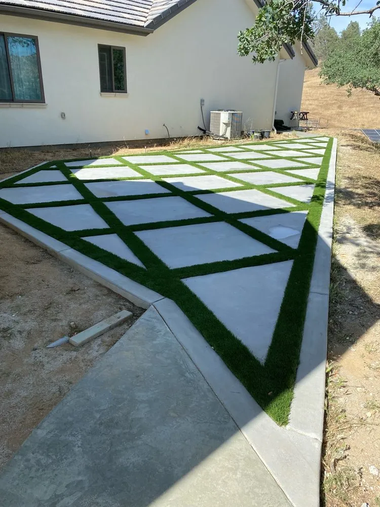 Custom outdoor landscaping for year-round maintenance across Fresno, CA - PG’s Landscaping and Paving