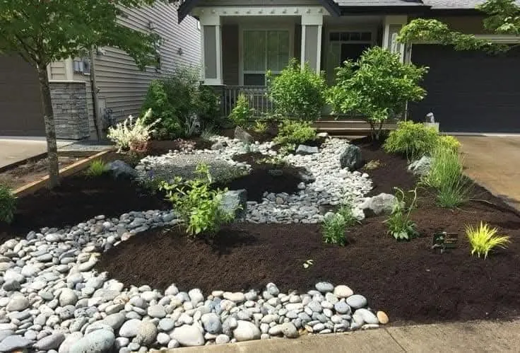 Local lawn mowing service in Aurora, IL - PH landscape