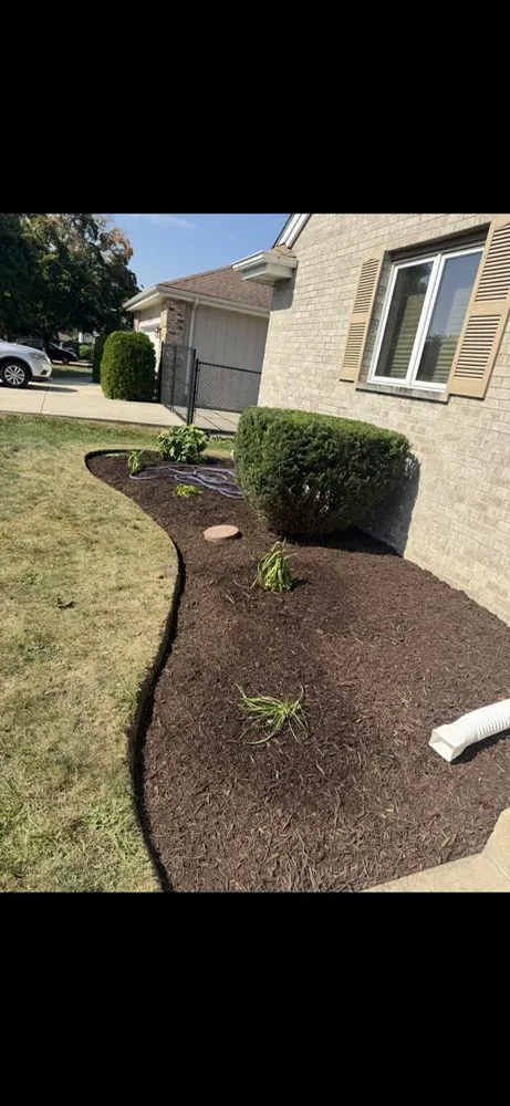 Professional landscaping services in Aurora, IL - PH landscape