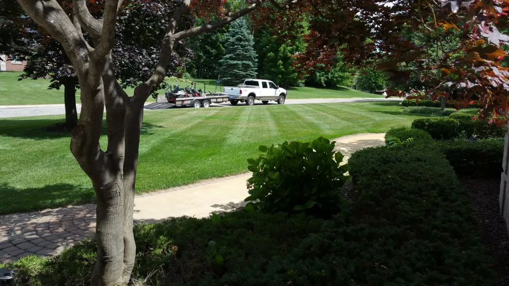 Trusted lawn mowing service experts serving Commerce Charter Township, MI - P.H. Landscape Services
