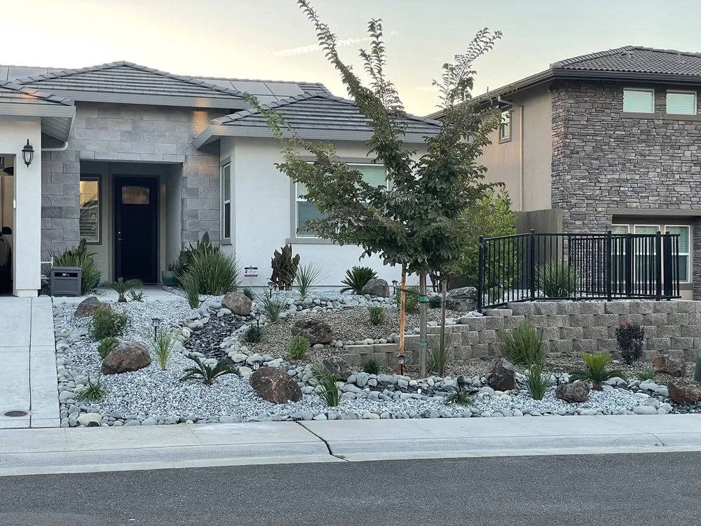 Reliable lawn care service in Elk Grove, CA - Phan's Landscaping