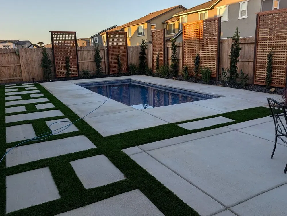 Affordable lawn mowing service in Elk Grove, CA by Phan's Landscaping