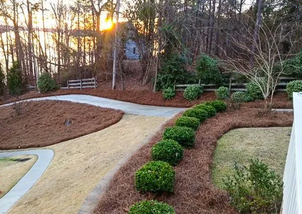Affordable landscaping services experts serving Phenix City, AL - Phenix Pine Straw