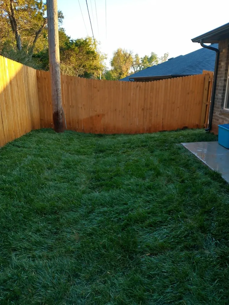 Custom yard maintenance in Edmond, OK by Phenomenal Lawns and Gardens