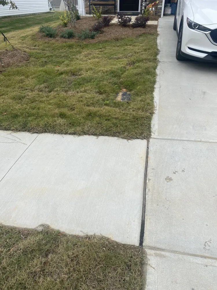 Affordable residential landscaping for residential properties in Statesville, NC by Phiffer Enterprise