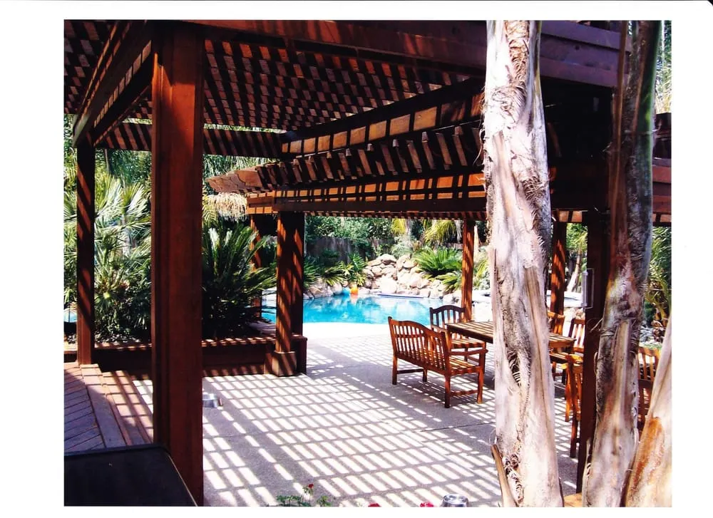 Custom garden landscaping experts serving Dixon, CA - Phil Gray Landscaping & Construction